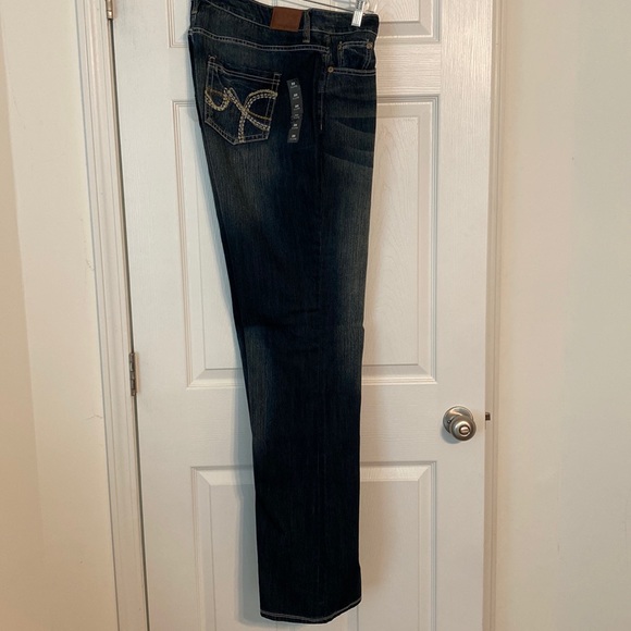 NWOT- Maurices Orchid Jeans -20XL - Picture 1 of 3
